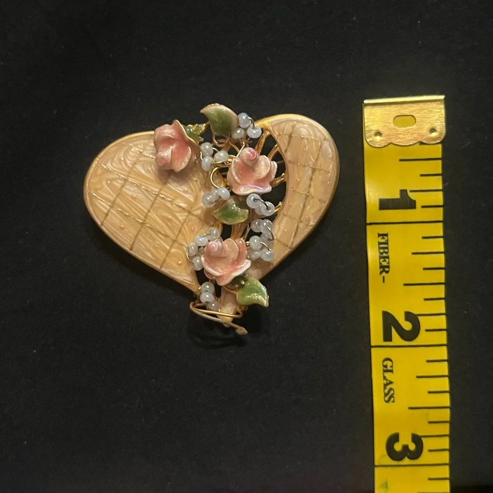 Vintage Cream Enamel Floral Heart Brooch with faux pearls